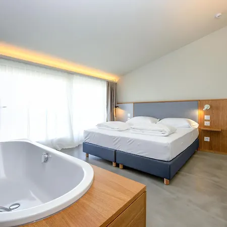 Flaminia Hotel 4*