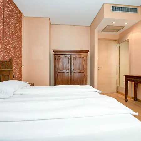 Flaminia Hotel