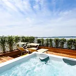 Flaminia Hotel 4*